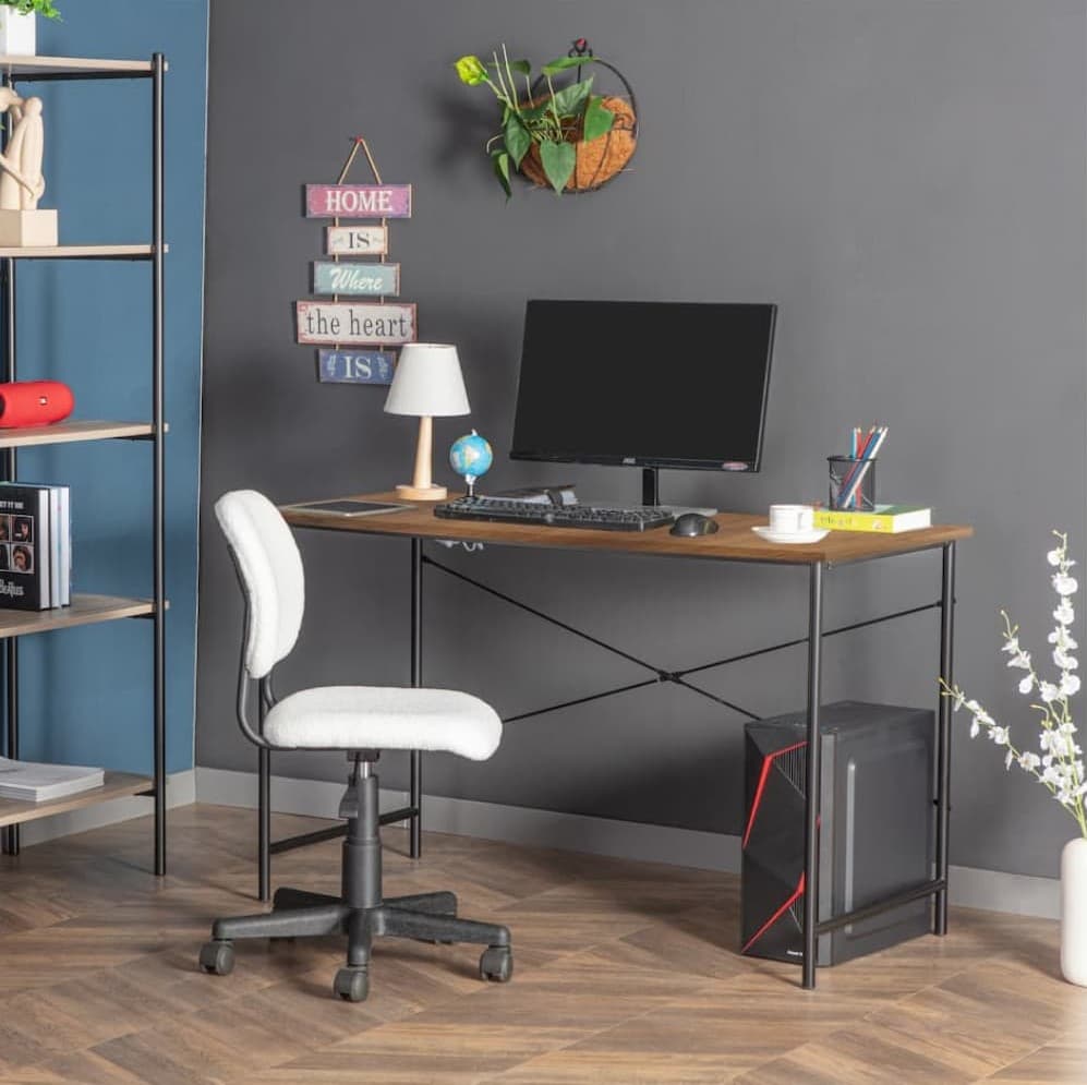 Nicole Desk - Click Furniture