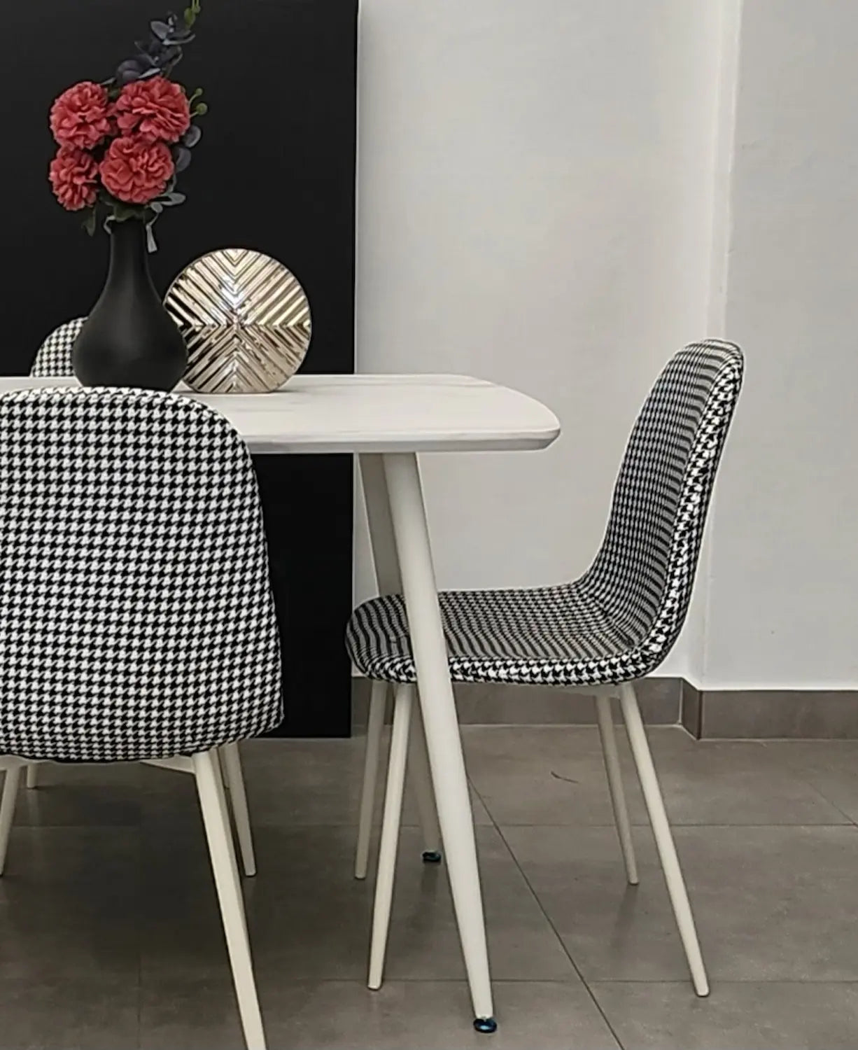 Sander Petra 5pc Dining Set - Click Furniture